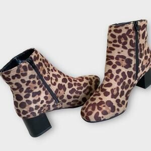 Bobbie Brooks Faux Suede Stack Heel Ankle Bootie Zip Up Size 7 Brown Leopard
